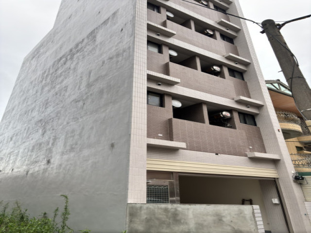 觀音全新電梯陽台18間套房