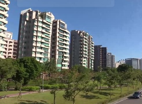持有年限 vs 稅率全攻略：2025最新房地合一稅懶人包