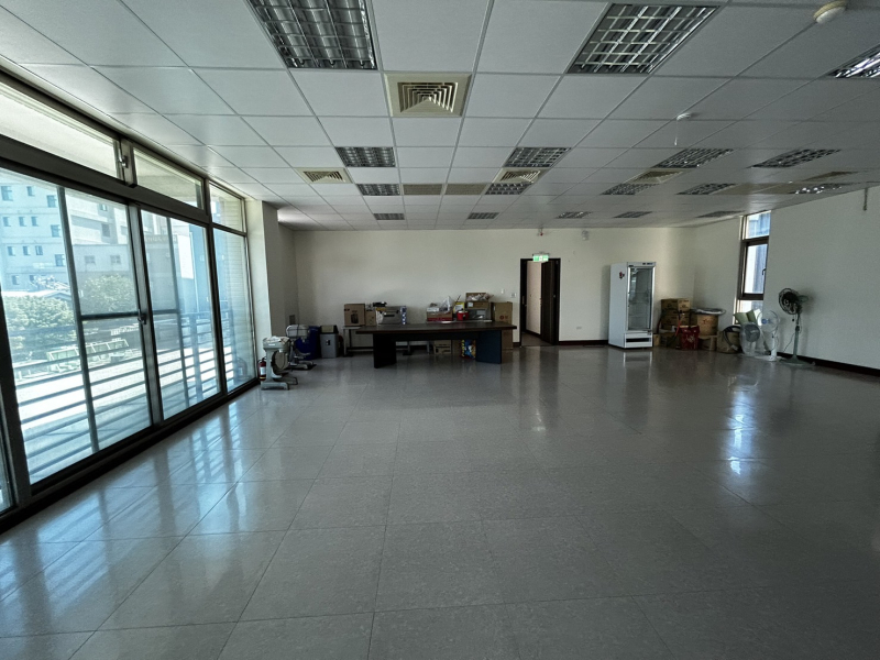 中壢工業區挑高鋼構廠房出租03.jpg