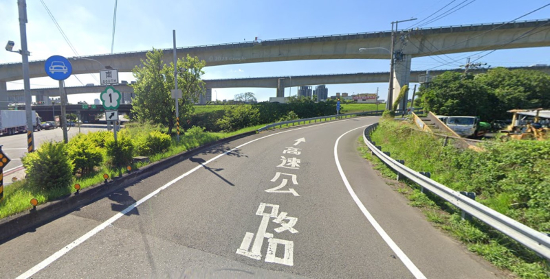 新屋大腹地挑高倉庫出售04.jpg