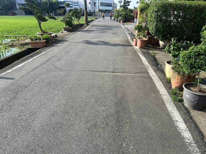 內壢段1329地號臨路照片.jpg