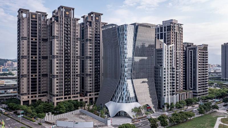 輝達總部效應發酵，北士科會取代南港嗎？2026商辦雙核心與投資風險解析
