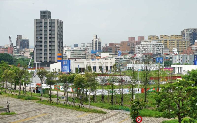 🏗️ 甲建用地完全指南：從法規解析到開發實戰