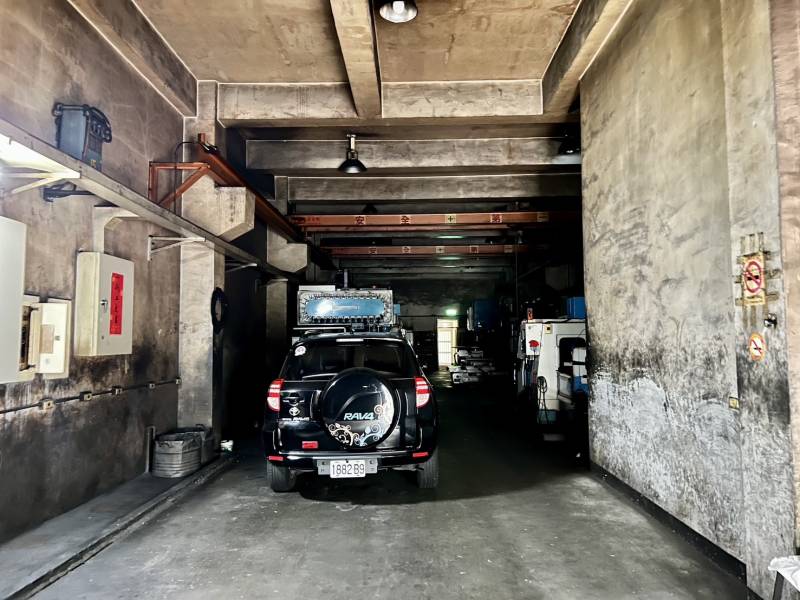 近南桃園交流道挑高廠店出售，八德區茄苳路附近廠店出售