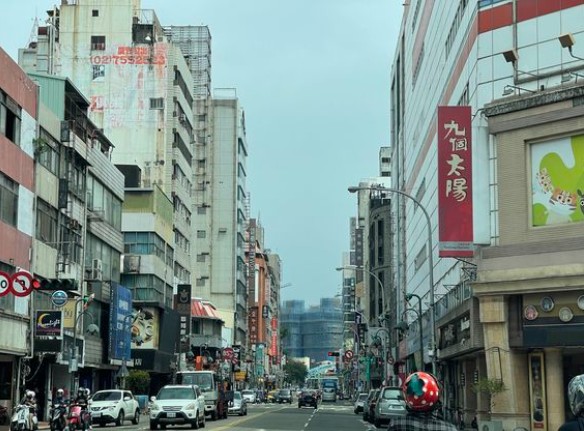 台中房市短期波動vs長期增值：2026數據、海線供給與購屋風險
