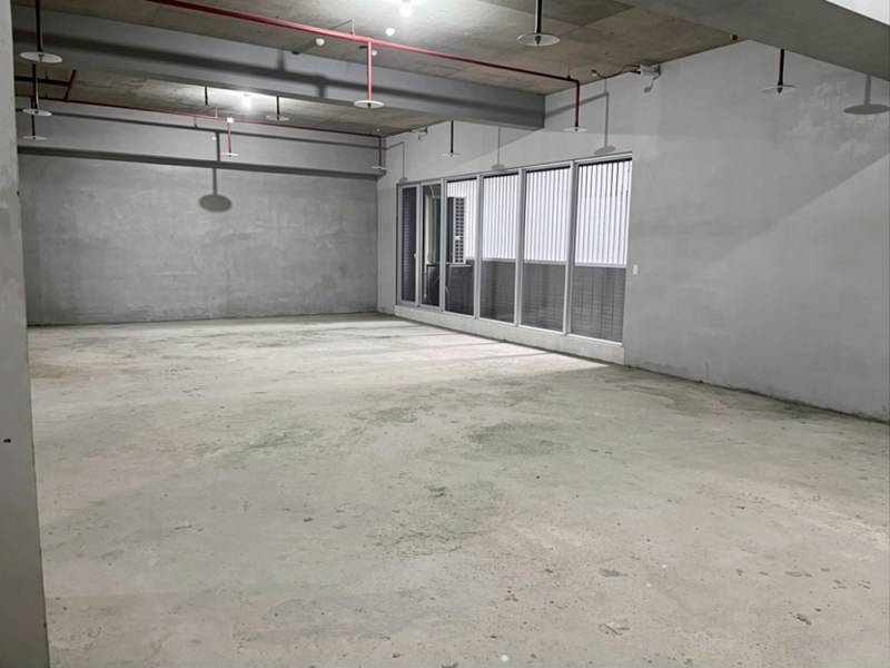青埔高鐵旁大坪數店面出租，中壢區青雲路附近店面出租