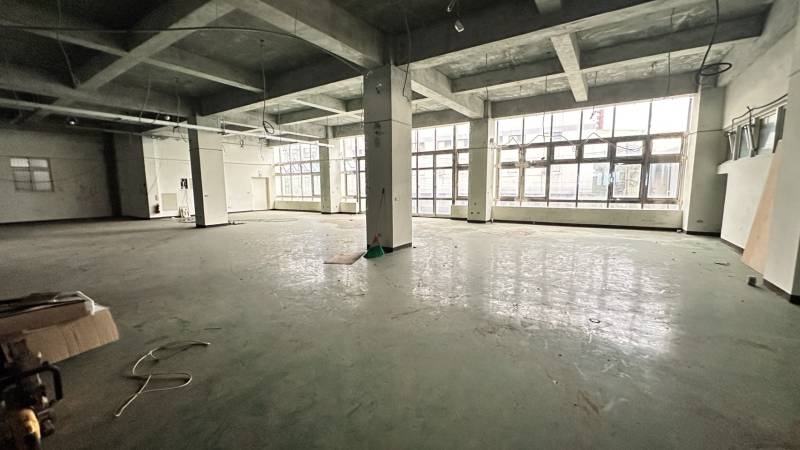  龜山近交流道合法RC工業廠房出租，龜山區新南路附近廠房出租 