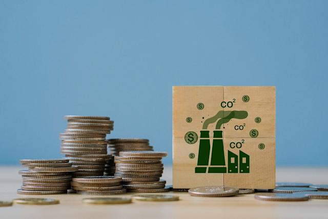 2026 碳盤查與碳費懶人包：碳費首期開徵 49.7 億，企業如何降碳費、避開百萬罰鍰？