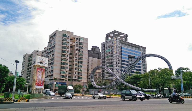 工業土地交易減少，廠房需求卻創高？2026「廠熱地冷」不矛盾的真相