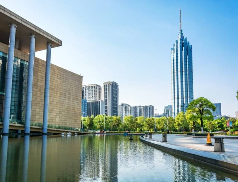 泰國房產還值得買嗎？2026台灣買家排名、曼谷房市與49%限制全解析