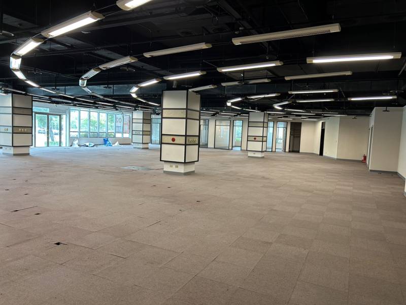 內湖雙面臨路漂亮科技廠辦出租,內湖區舊宗路附近廠辦出租