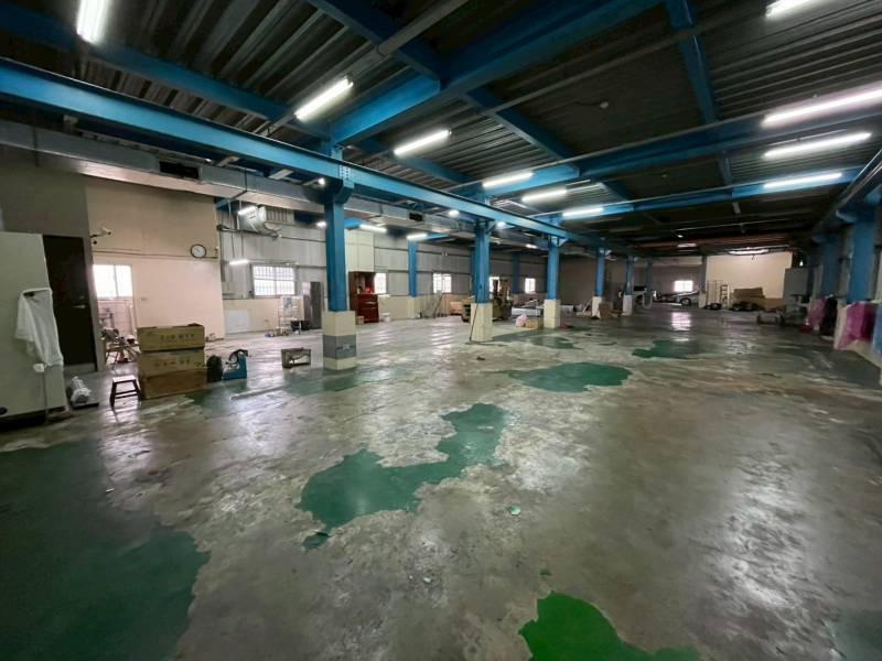 觀音近66腹地天車倉庫廠分租出租，觀音區大湖路附近廠房出租