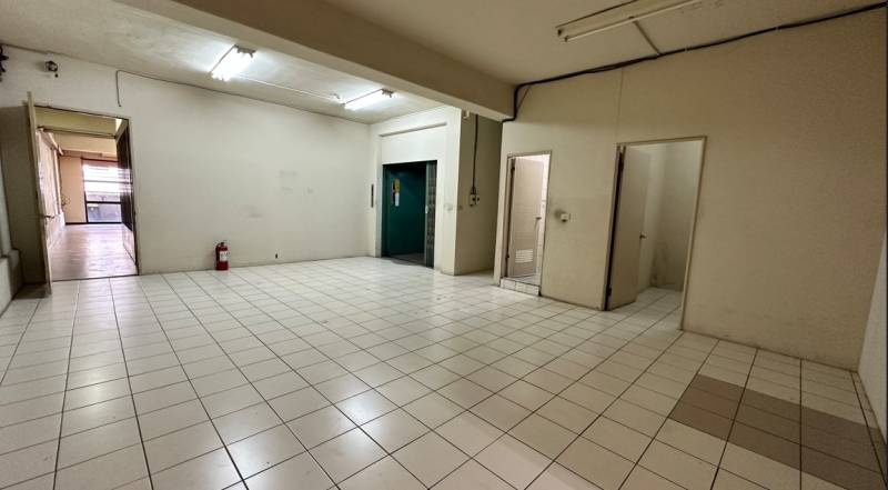 桃園近藝文特區超值RC店面廠房出售，桃園區大興路附近廠房出售2.jpg
